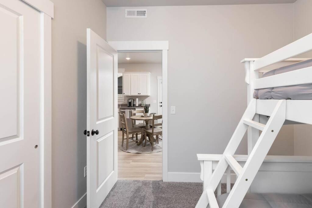 Charming 3-Bedroom In Vibrant New Neighborhood Billings Buitenkant foto