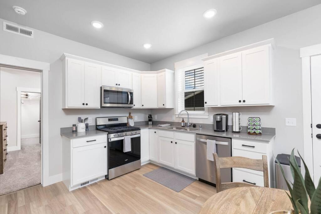Charming 3-Bedroom In Vibrant New Neighborhood Billings Buitenkant foto